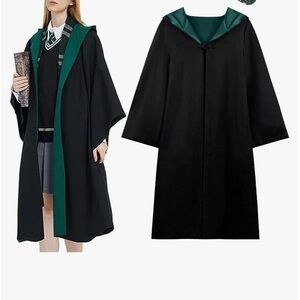 New in package magicians robe with green lining XL